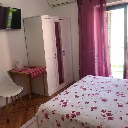 Vela Apartment Podgora